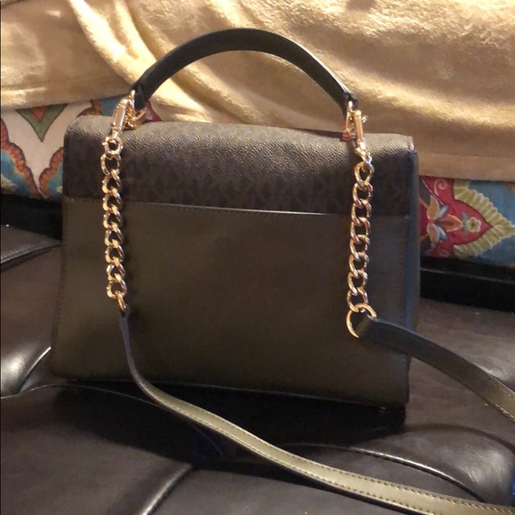 Small crossbody Michael Kohl’s purse - Picture 2 of 3